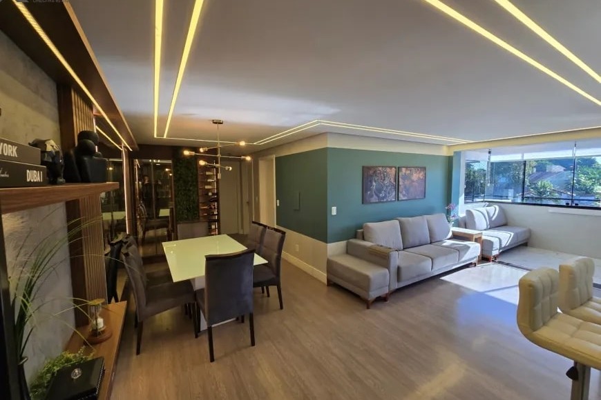 Apartamento à Venda em Esteio com 3 Quartos e 2 banheiros, 103 m²