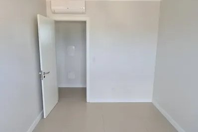 Apartamento à Venda em Esteio com 3 Quartos, 125m²