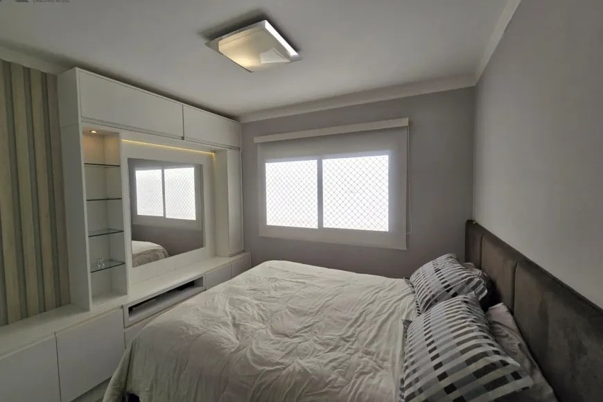 Apartamento à Venda em Esteio com 3 Quartos e 2 banheiros, 103 m²
