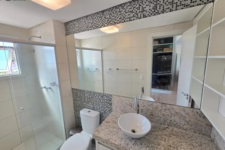 Apartamento à Venda em Esteio com 2 Quartos e 3 banheiros, 120 m²