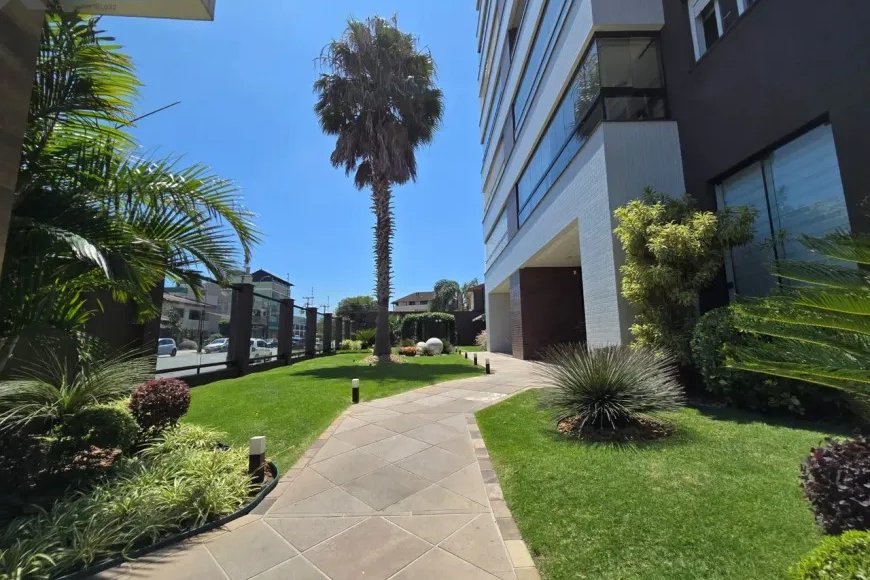 Apartamento à Venda em Esteio com 3 Quartos, 125m²