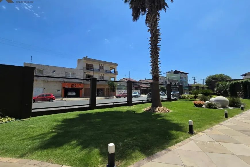 Apartamento à Venda em Esteio com 3 Quartos e 2 banheiros, 126 m²