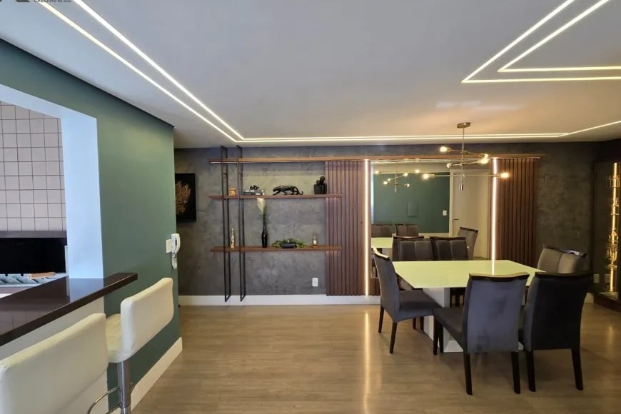 Apartamento à Venda em Esteio com 3 Quartos e 2 banheiros, 103 m²