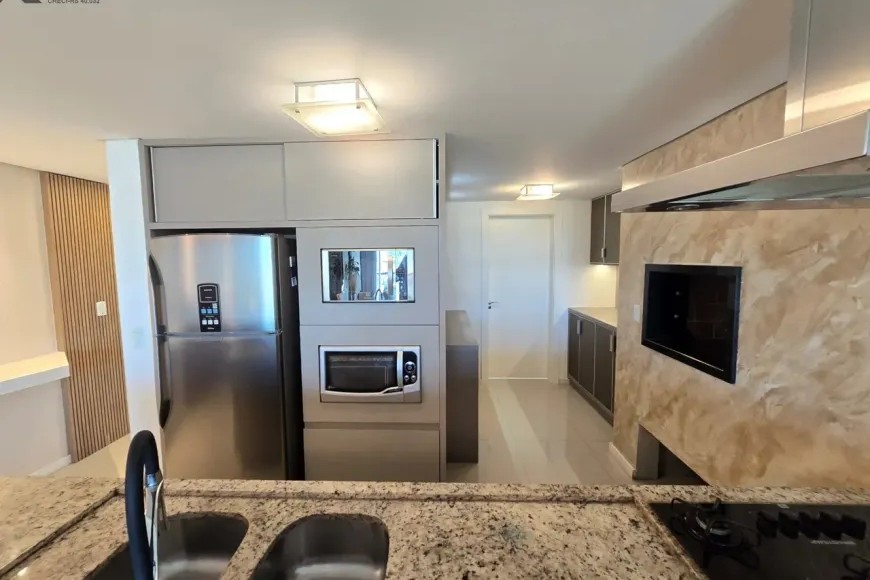 Apartamento à Venda em Esteio com 2 Quartos e 3 banheiros, 120 m²