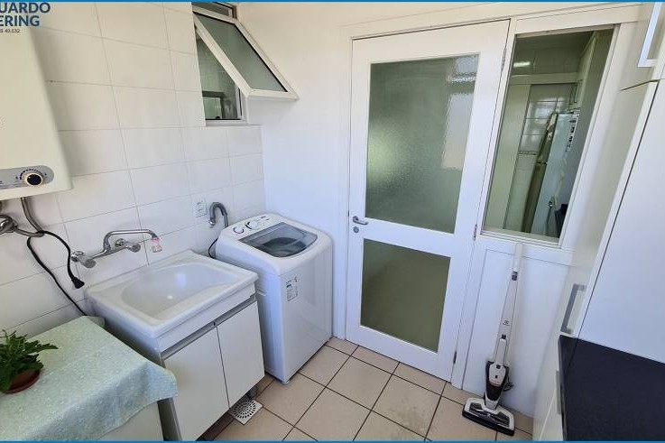 Apartamento à Venda em Esteio com 3 Quartos e 2 banheiros, 104 m²