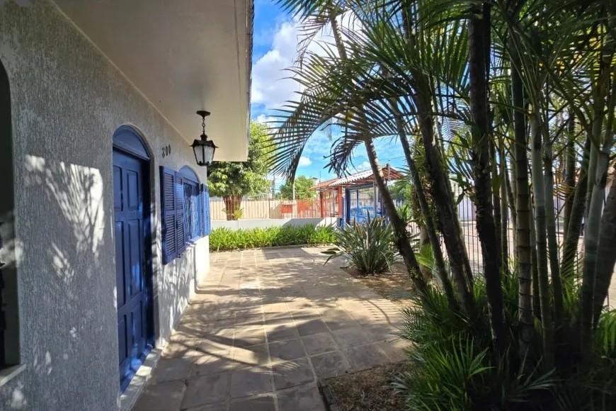 Sobrado à Venda em Sapucaia do Sul com 3 Quartos e 3 banheiros, 236 m²