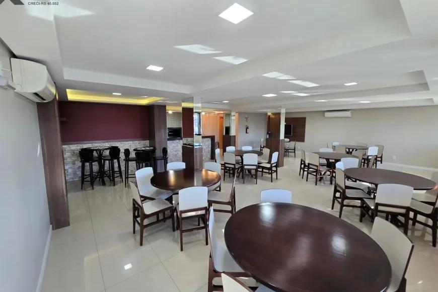 Apartamento à Venda em Esteio com 3 Quartos e 3 banheiros, 115 m²