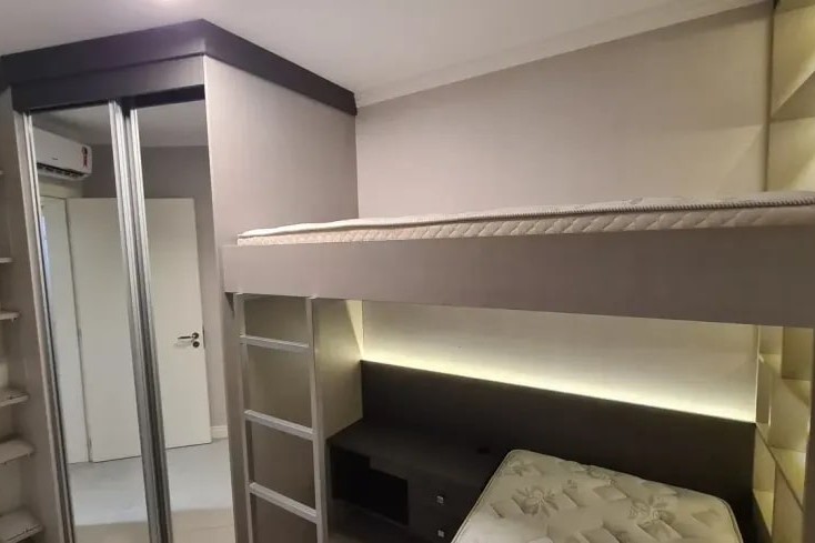 Apartamento à Venda em Esteio com 2 Quartos e 2 banheiros, 97 m²