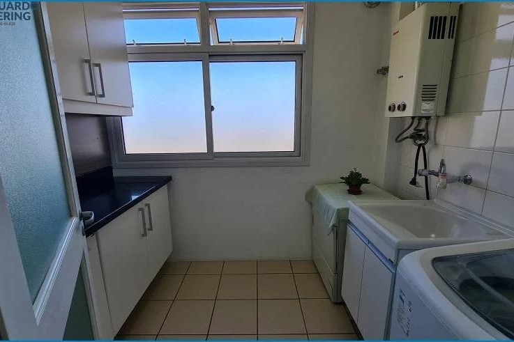 Apartamento à Venda em Esteio com 3 Quartos e 2 banheiros, 104 m²