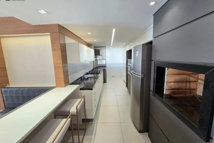 Apartamento à Venda em Esteio com 2 Quartos e 2 banheiros, 97m²