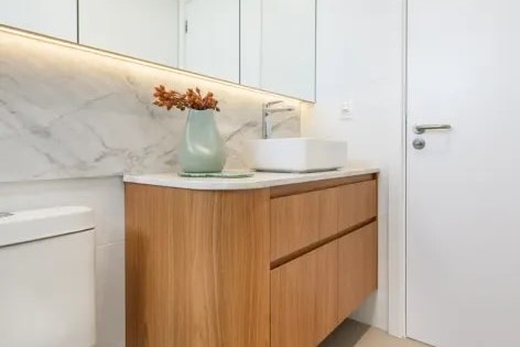 Apartamento à Venda em Esteio com 3 Quartos e 3 banheiros, 134 m²