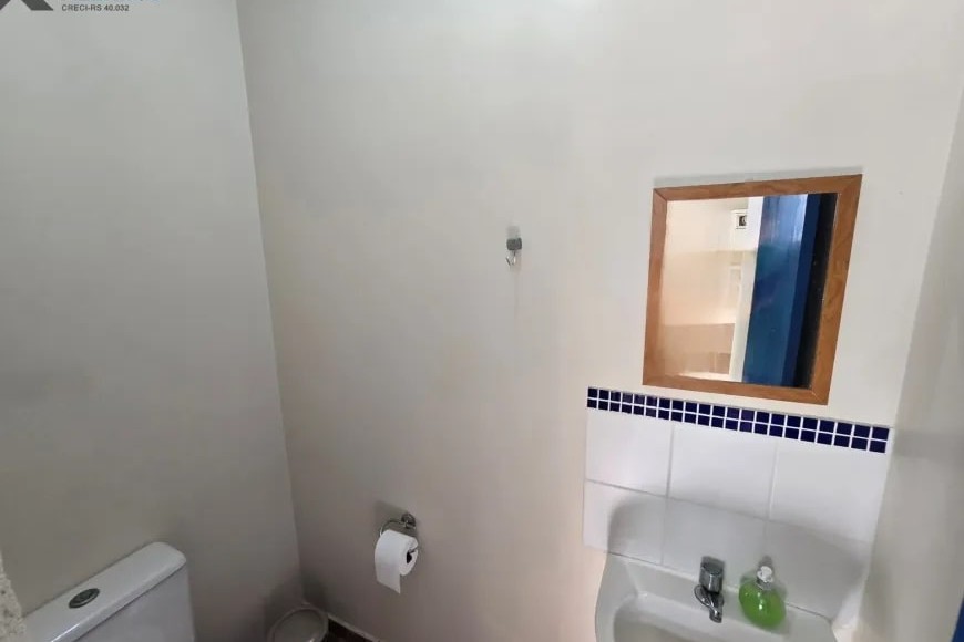 Sobrado à Venda em Sapucaia do Sul com 3 Quartos e 3 banheiros, 236 m²