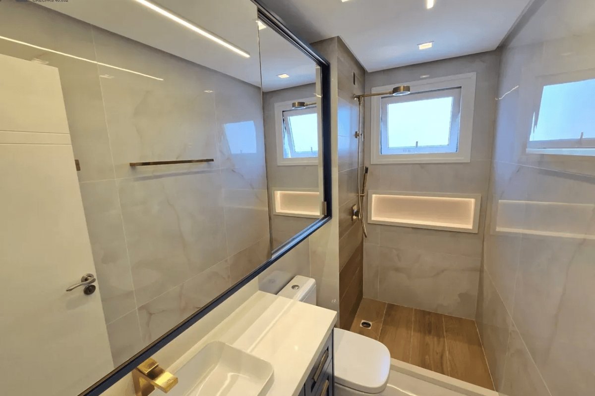 Apartamento à Venda em Esteio com 3 Quartos e 3 banheiros, 119 m²