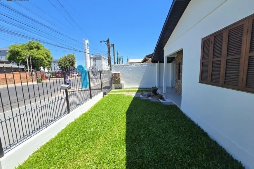 Casa à Venda em Esteio com 2 Quartos e 1 banheiro, 70 m²