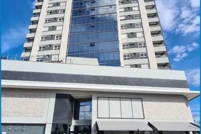 Apartamento à Venda em Esteio com 3 Quartos e 3 banheiros, 134 m²