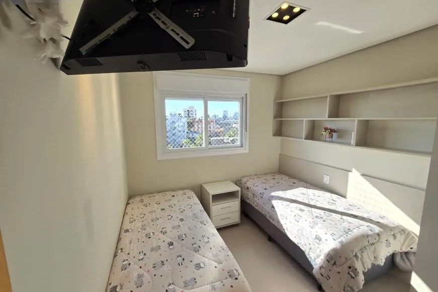 Apartamento à Venda em Esteio com 3 Quartos e 3 banheiros, 115 m²
