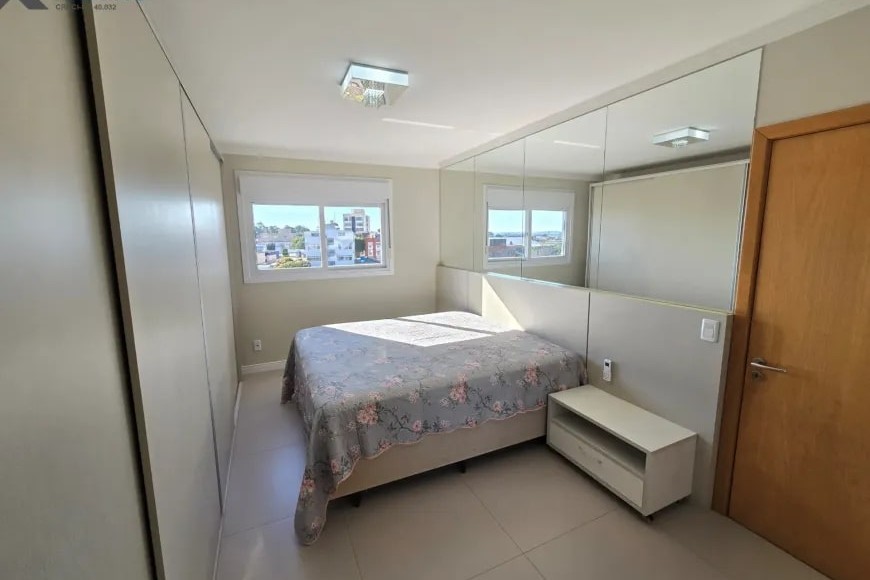 Apartamento à Venda em Esteio com 3 Quartos e 3 banheiros, 115 m²