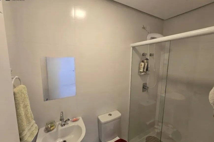 Apartamento à Venda em Esteio com 3 Quartos e 5 banheiros, 241 m²