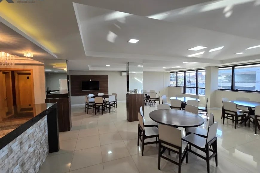 Apartamento à Venda em Esteio com 3 Quartos e 3 banheiros, 115 m²