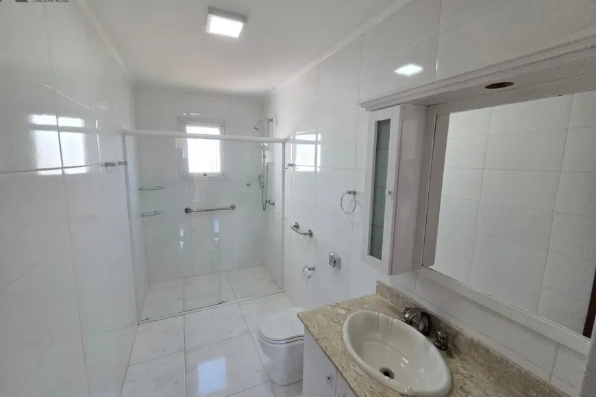 Apartamento no Centro de Esteio à Venda com 3 Quartos, 140m²
