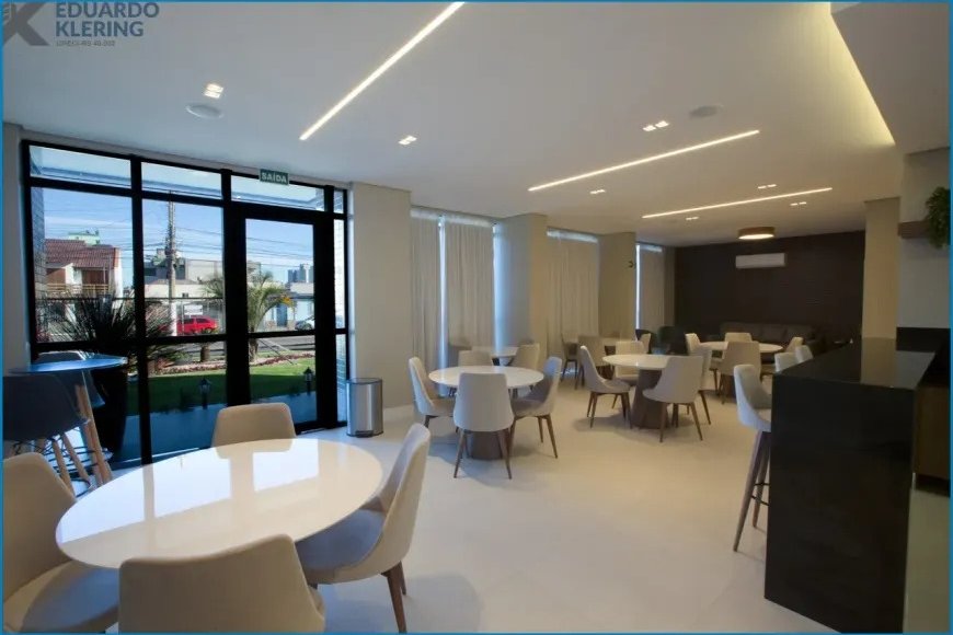 Apartamento em Esteio à Venda com 2 Quartos, 97m²