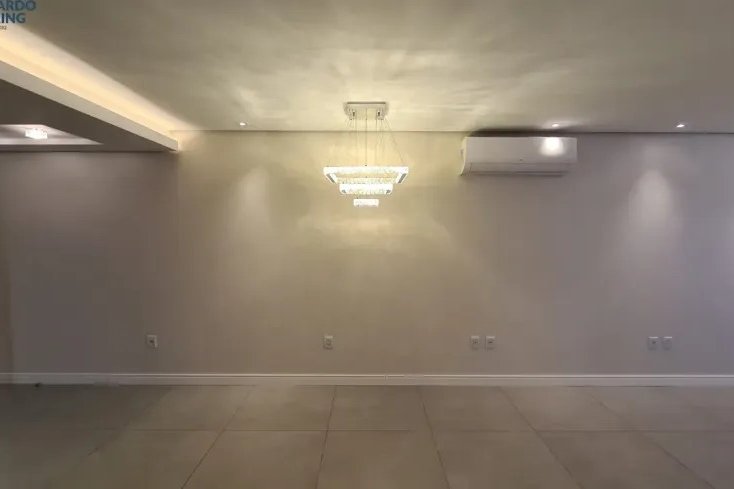 Apartamento à Venda em Esteio Mobiliado e 2 quartos, 97 m²