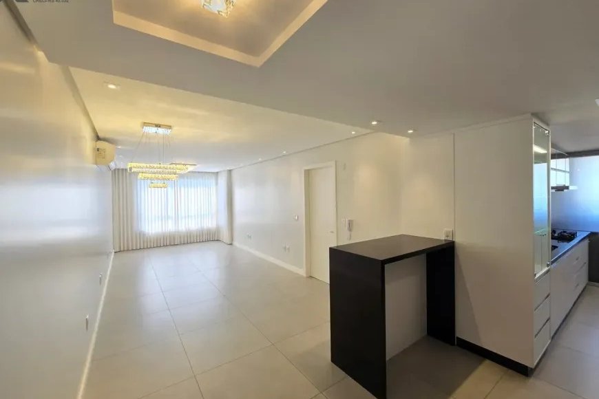 Apartamento em Esteio à Venda com 2 Quartos, 97m²
