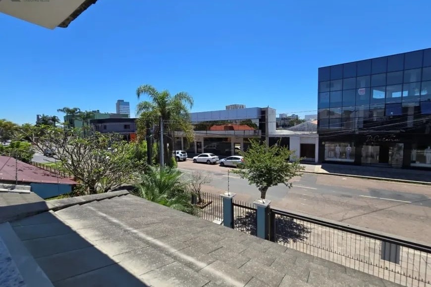 Casa Alto Padrão à Venda em Esteio com 3 Quartos e 4 banheiros à Venda, 338 m²