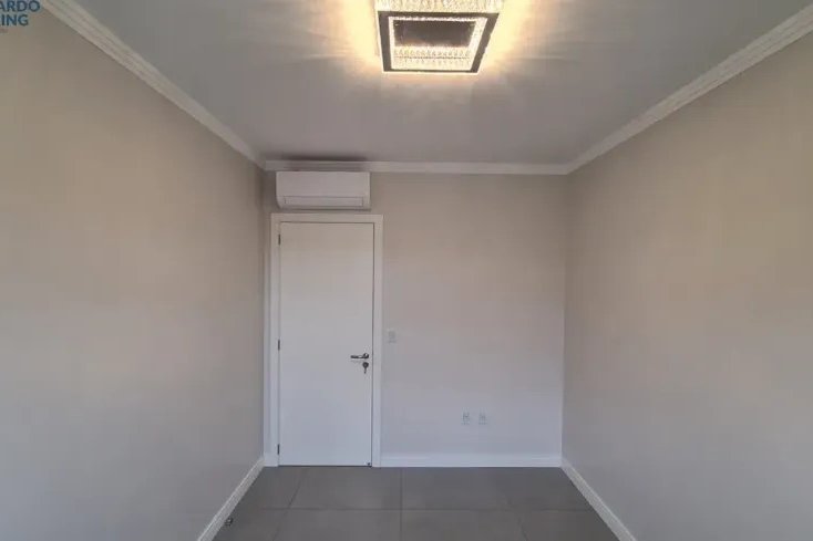 Apartamento à Venda em Esteio Mobiliado e 2 quartos, 97 m²