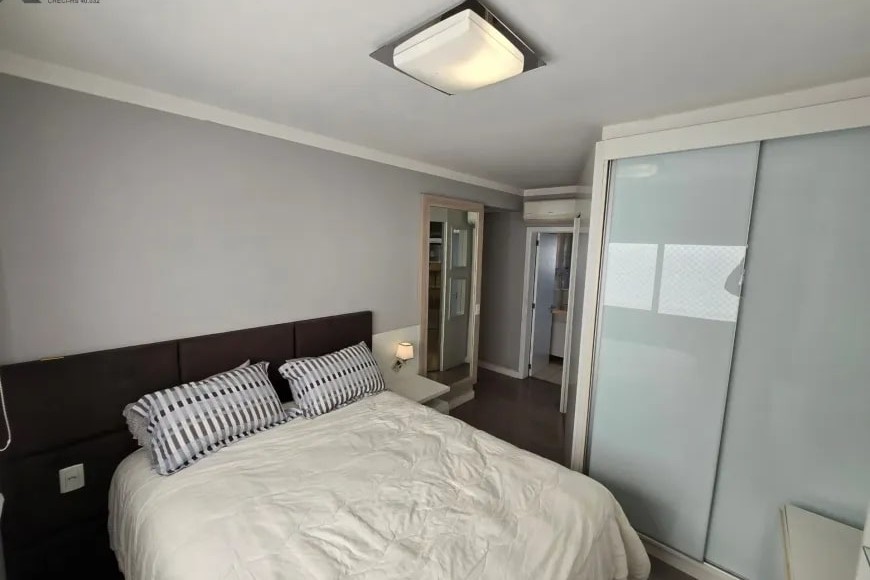 Apartamento à Venda em Esteio com 3 Quartos e 2 banheiros, 103 m²