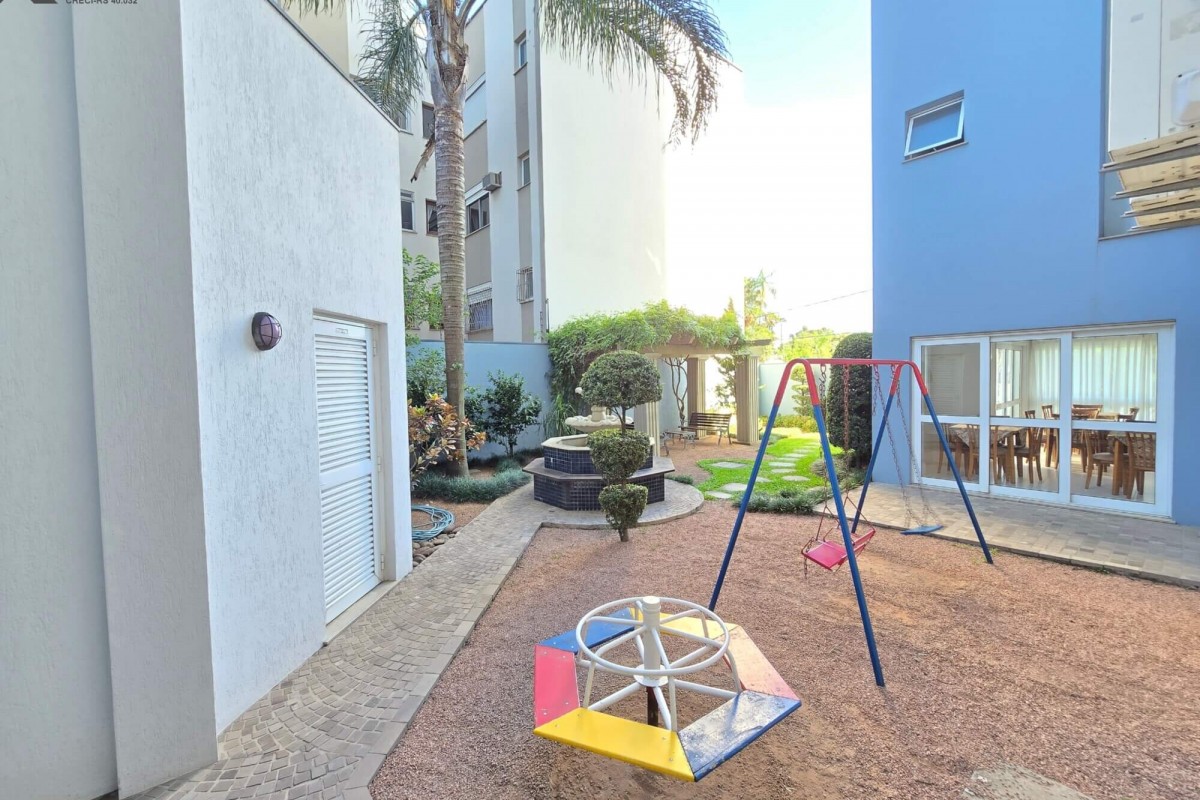 Cobertura à Venda em Esteio com 2 Quartos e 3 banheiros, 172 m²