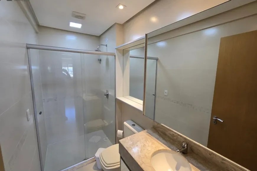 Cobertura à Venda em Esteio com 2 Quartos e 3 banheiros, 172 m²