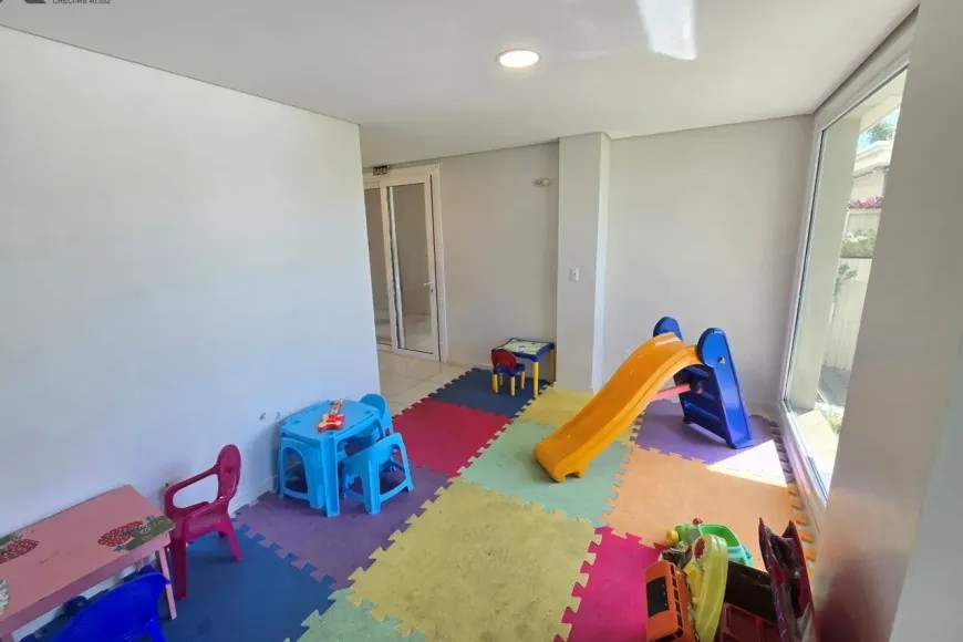 Apartamento à Venda em Esteio com 2 Quartos e 3 banheiros, 120 m²