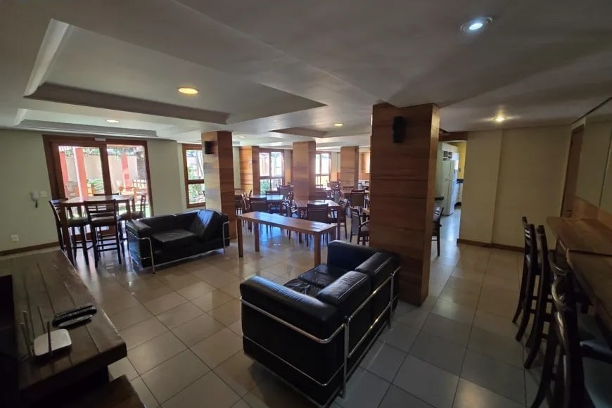 Apartamento à Venda em Esteio com 3 Quartos e 2 banheiros, 119 m²