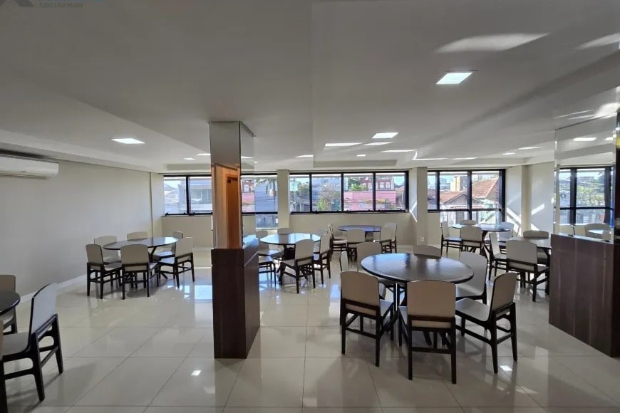 Apartamento à Venda em Esteio com 3 Quartos e 3 banheiros, 115 m²