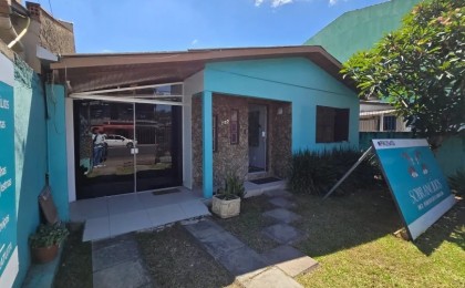 Casa à Venda em Esteio com 2 Quartos e 1 banheiro, 70 m²