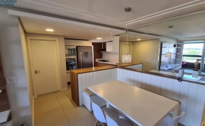 Apartamento à Venda em Esteio com 3 Quartos e 3 banheiros, 120 m²