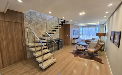 Cobertura à Venda em Esteio com 2 Quartos e 3 banheiros, 172 m²