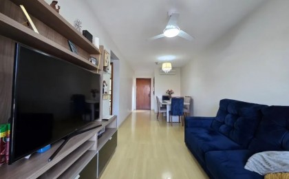 Apartamento à Venda em Esteio com 3 Quartos e 2 banheiros, 103 m²