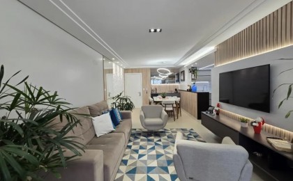 Apartamento à Venda em Esteio com 3 Quartos e 2 banheiros, 120 m²