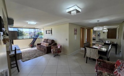 Apartamento à Venda em Esteio com 3 Quartos e 2 banheiros, 107 m²