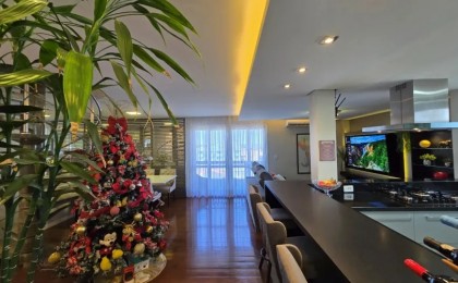 Cobertura à Venda em Esteio com 3 Quartos e 3 banheiros, 236 m²